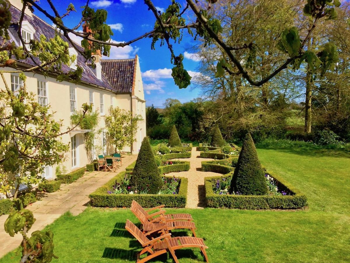 Swafield Hall Bagian luar foto